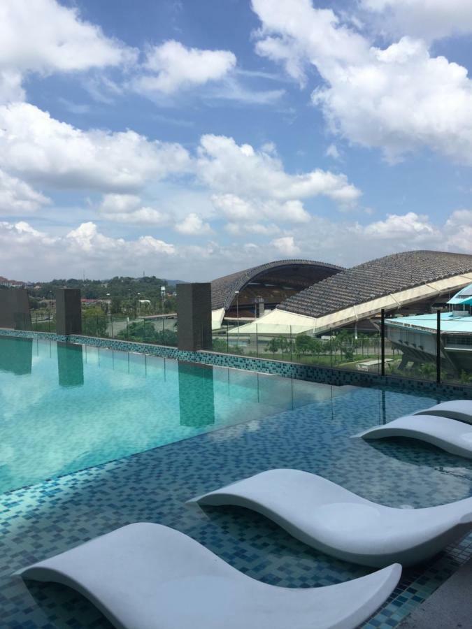 Hot! Niki Emira - Aeon Mall - City Centre - Netflix - Msu - Wifi Shah Alam Eksteriør billede
